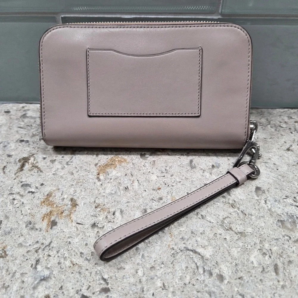 Coach Double Zip Wristlet Wallet‎ Beige Leather New York Signature